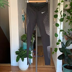 Nike leggings
